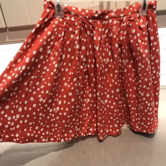 Forever 21 Women’s Flare Skirt Coral w/ Polka Dots - Picture 2 of 8